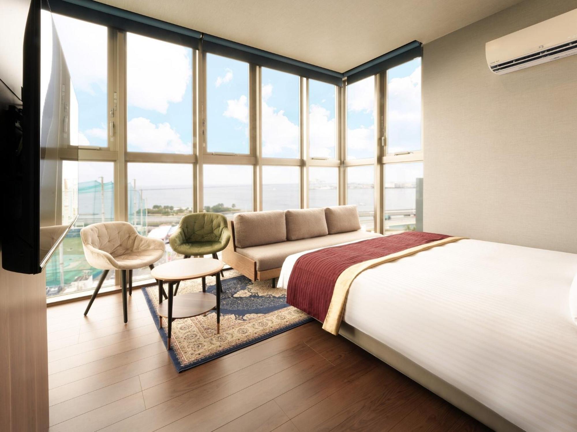 Hotel Sansui Naha Ryukyu Onsen Naminoue-No-Yu Esterno foto